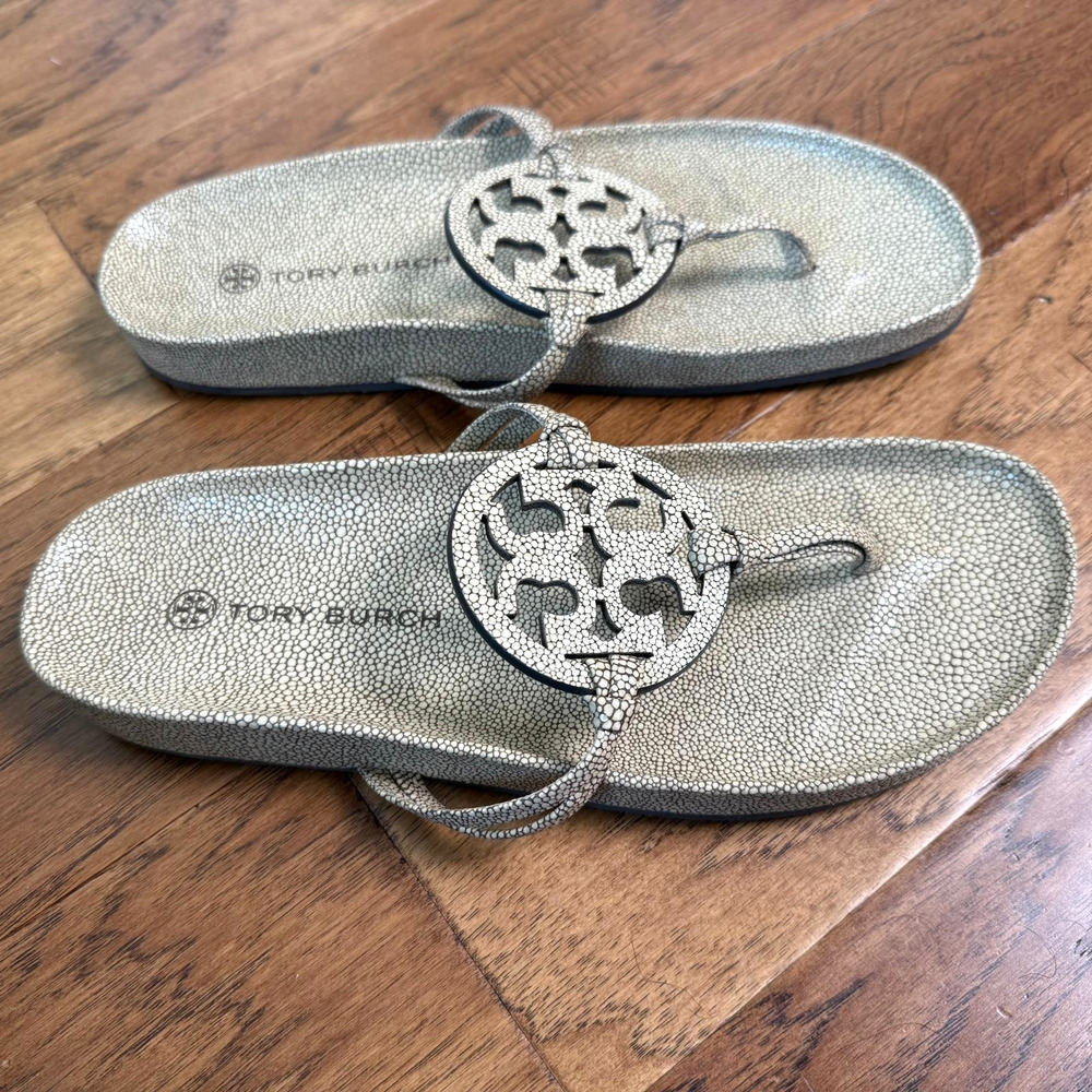NWOB Tory Burch Miller Cloud Medallion Thong Sandals Size 10.5 US